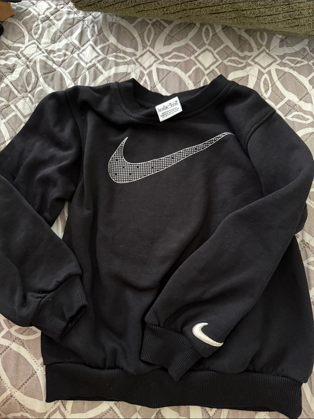 Nike kid’s Black Crewneck Sweatshirt with White Swoosh Detail